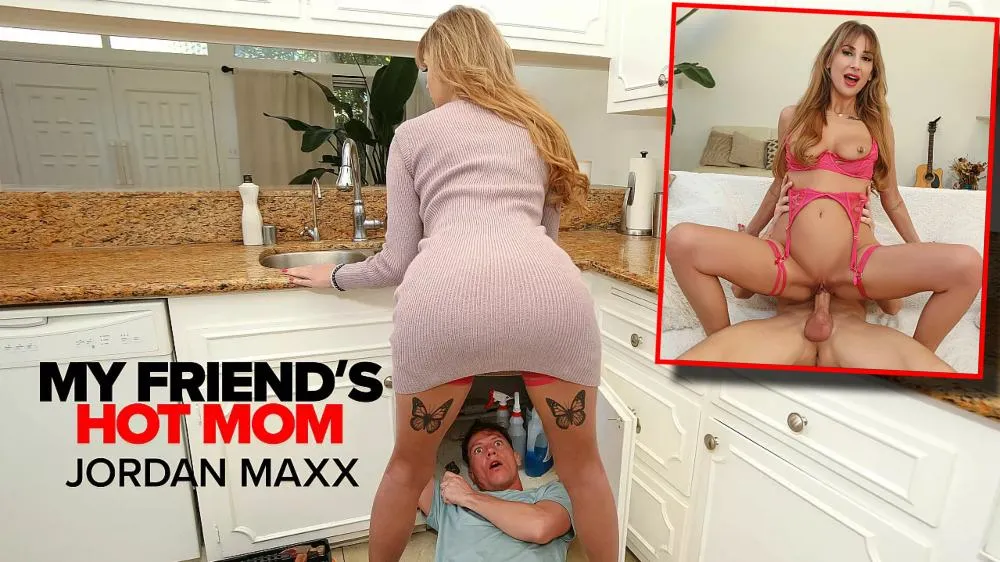 My Friends Hot Mom - Sexy Milf Jordan Maxx checks her son’s friend’s tool to see how well it works Ft. Jordan Maxx